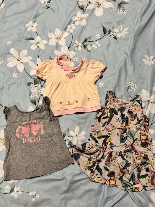 дрешки за момиче лот различни размери 74-80, 86-92