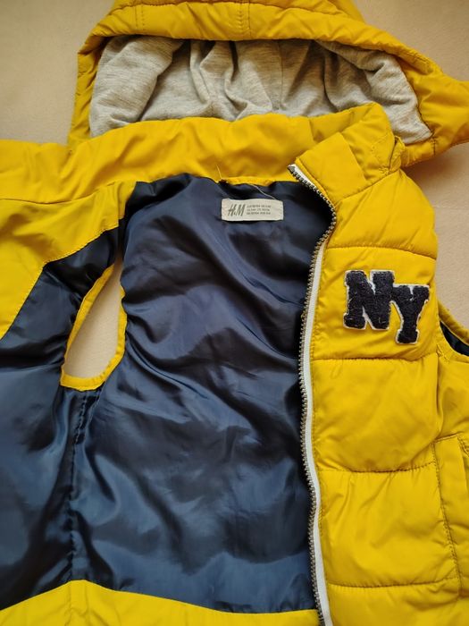 Vând 2 veste hm pt băieți, 104