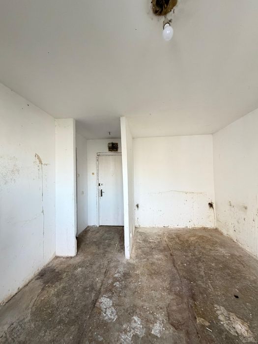 Garsoniera București, B-dul Iuliu Maniu, sect.6, necesită renovare