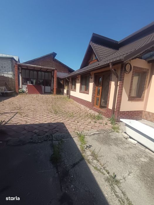 Vânzare casa și teren Văcărești-Dambovita
