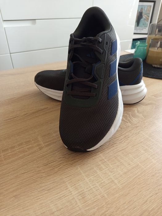 Маратонки Adidas