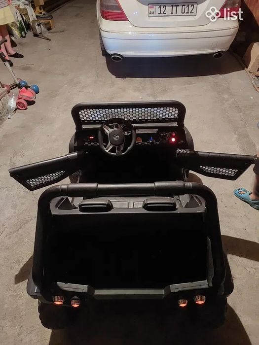 Акумулаторна кола Mercedes Unimog S, LEAN, 4x45W, 110x68x41cm