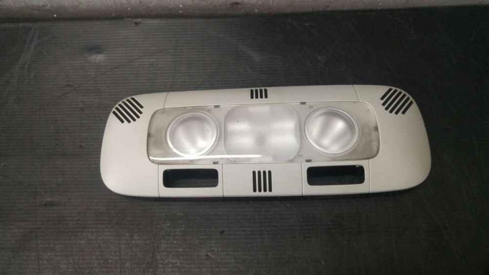 Plafoniera spate vw golf 5 1k1 1k0947125
