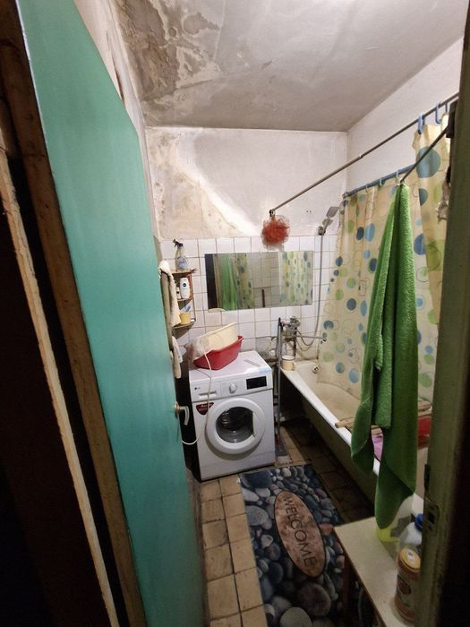 На продаже 3х комнатная квартира, Улучшенная планировка 1 этаж