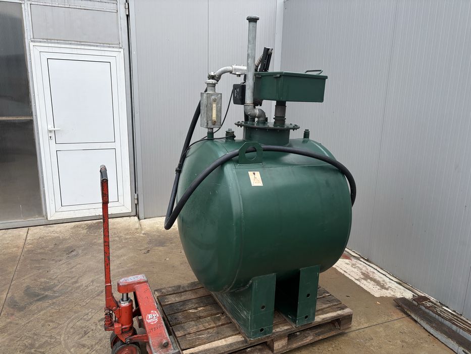 Резервоар за светли горива