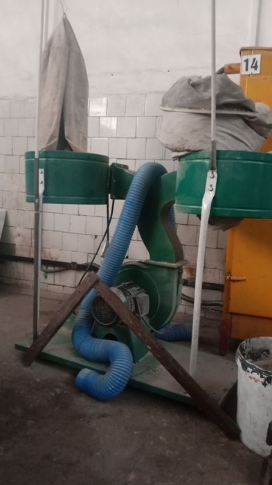 Продается промышленны пылесос