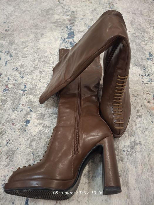 Сапоги женские. Разные.