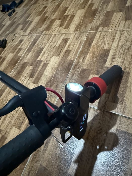 Xiaomi Mi Electric Scooter Pro 2