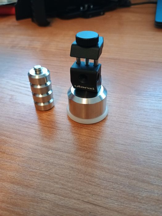 Suport si contragreutate Ulanzi pentru ghimbal


Es