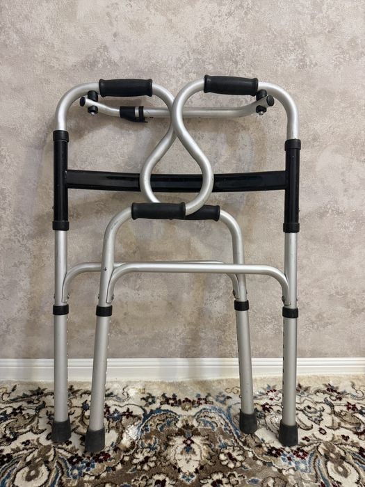 Ходунки для взрослого