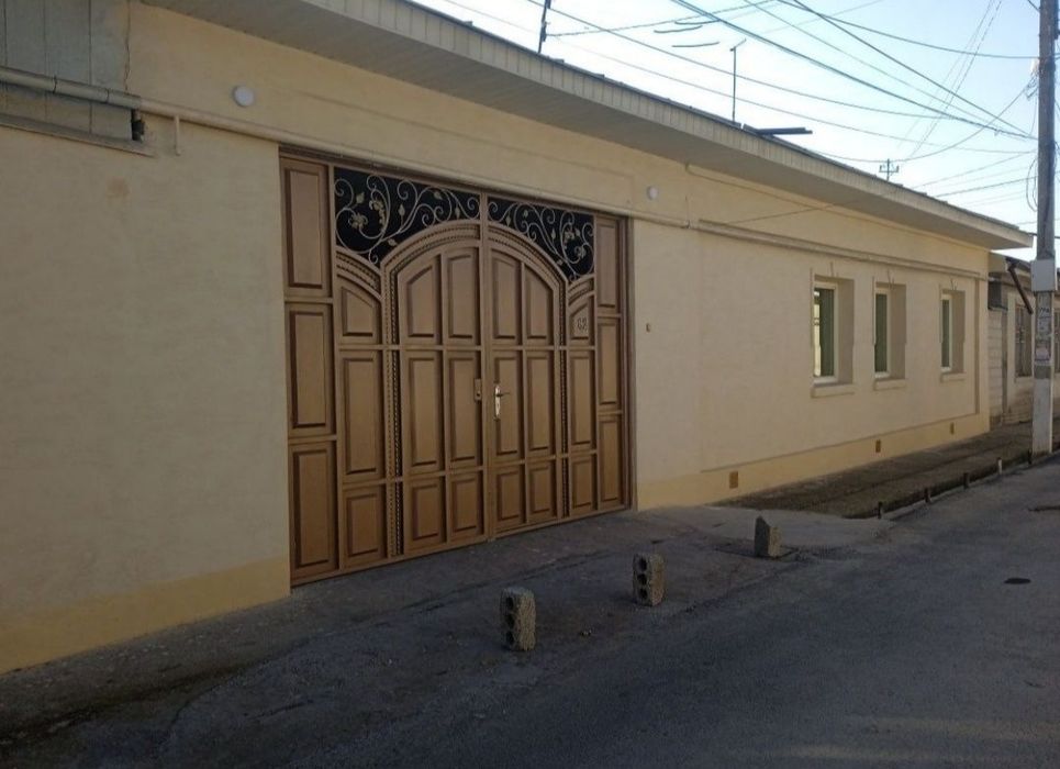 Продаются участок в сергилах 5.7 сотук  цена договорная