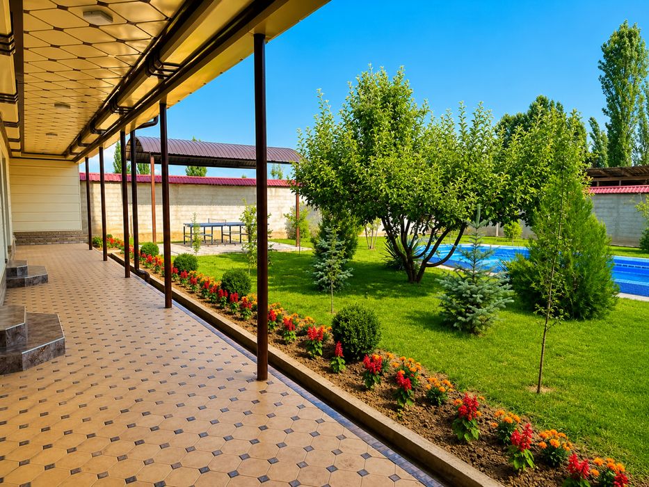 Dacha Oqtosh (bezmakler)