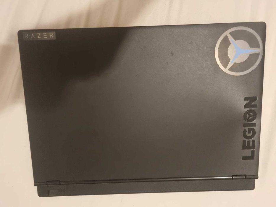Lenovo Legion Y530-15ICH – i5-8300H / GTX 1060 6GB / 8GB RAM / SSD + HDD 1TB
