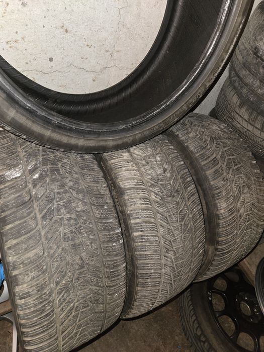 Зимни гуми ханкок 245/35/19