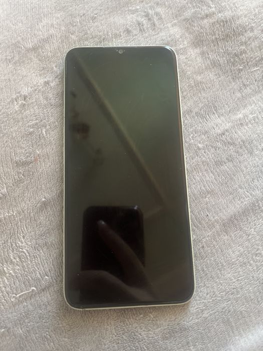 Телефон хороший realme c 35