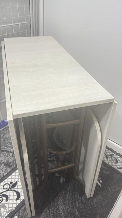 Продам Стол книжка