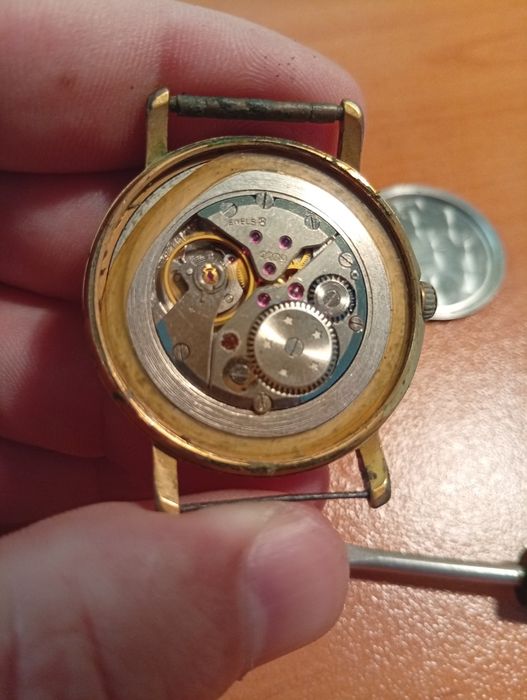 Ръчен часовник Wostok