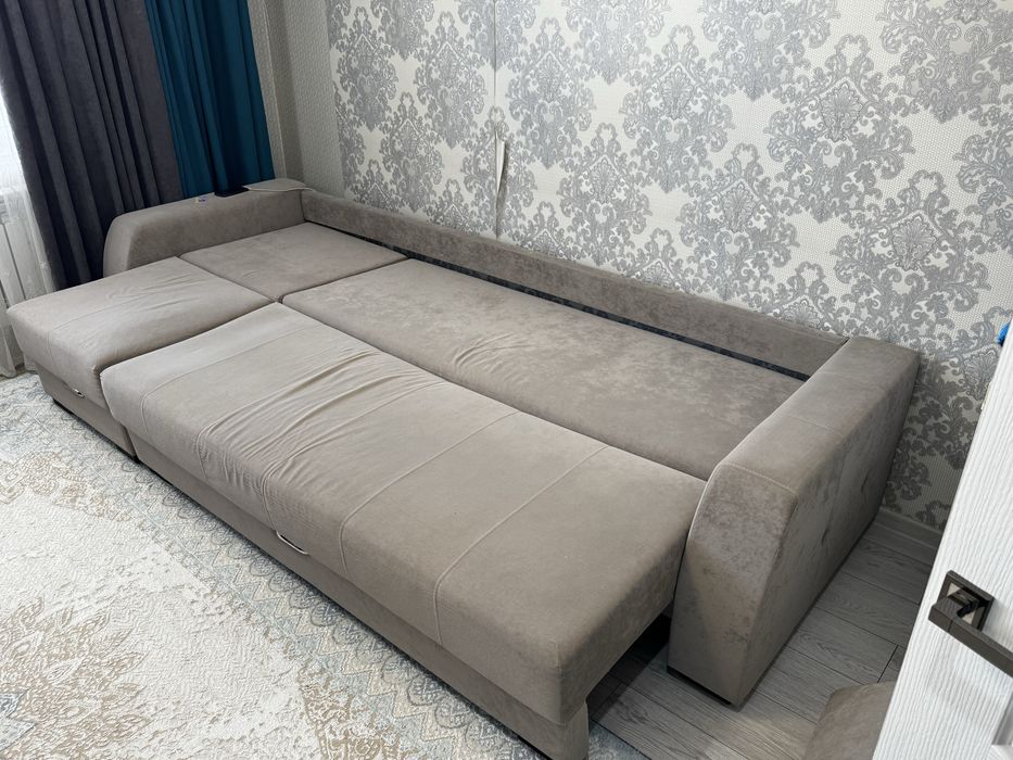 Диван в хорошем состоянии