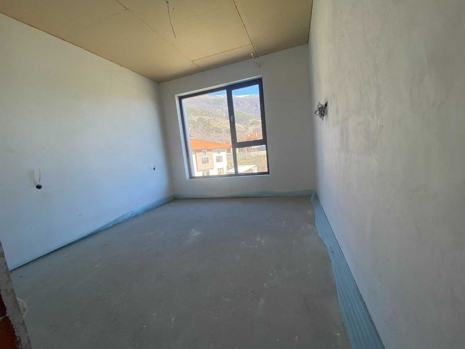 Продава се Тристаен апартамент в Карлово - 115 кв.м за 11 €/кв.м - Снимка #5