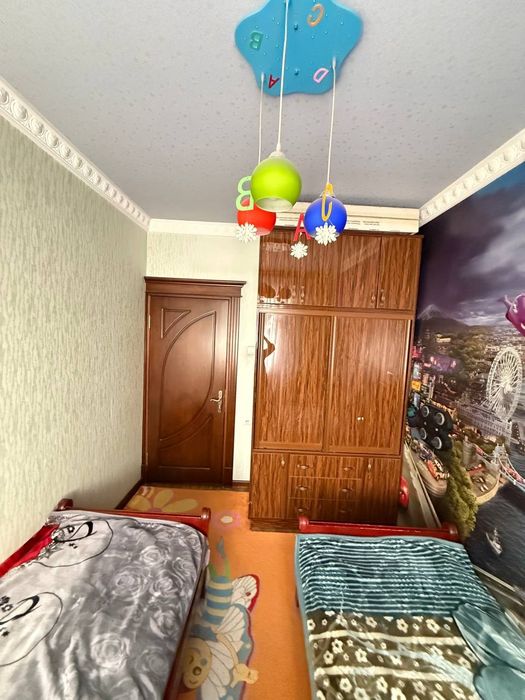 квартира 4х комнатная 3-этаж ТТЗ бозори олдида