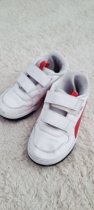 Adidasi piele Nike nr 30