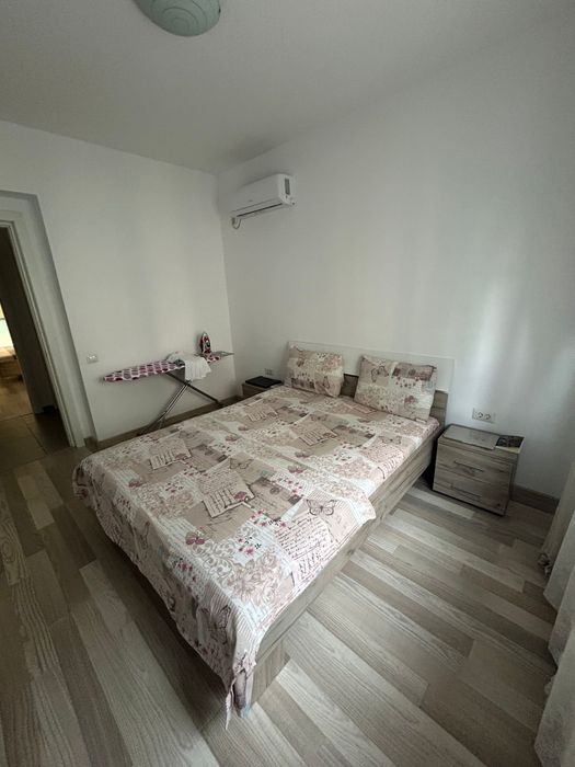 Vand apartament 3 camere si PARCARE subterana