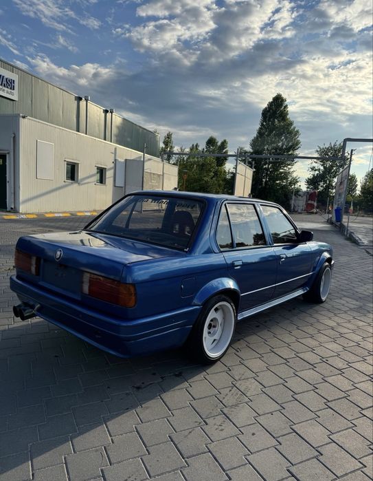 BMW 3 Series 1983 — imagine 5