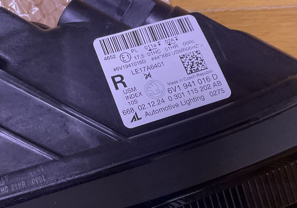 Far Skoda Fabia 3 facelift nou-dreapta