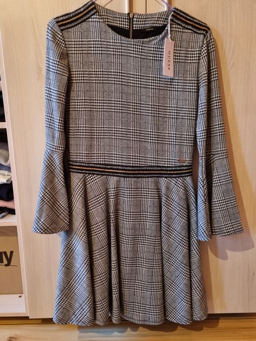 Rochie noua Guess 16 ani, xs, s