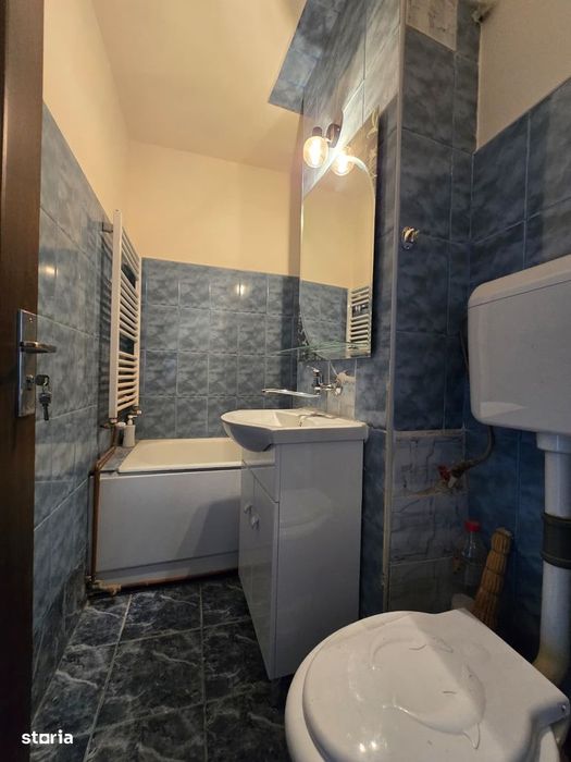 Apartament 2 camere, 42 mp, etaj 2/4, Mircea cel batran