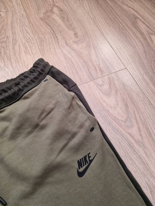 Страхотно мъжко спортно долнище NIKE размер S M L XL