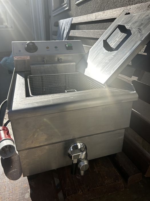 Friteuză profesională electrică 16L Royal Catering (trifazică) – Inox