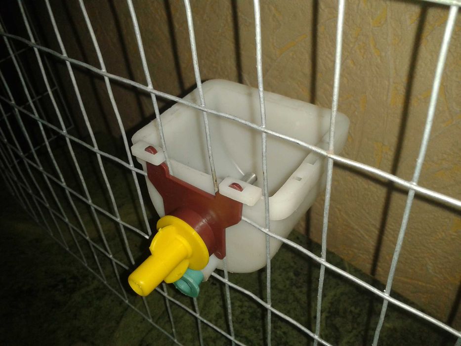 Поилки для кроликов