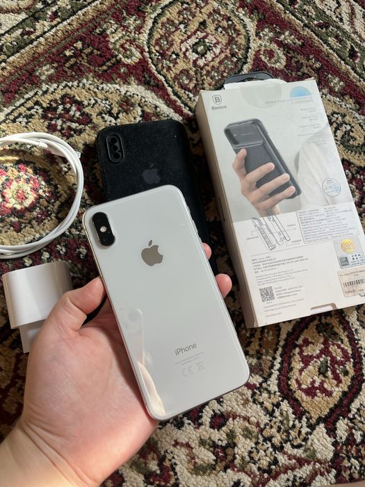 iPhone X 64гб Apple