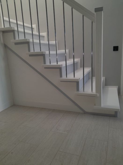 Лестницы из натурального дерева