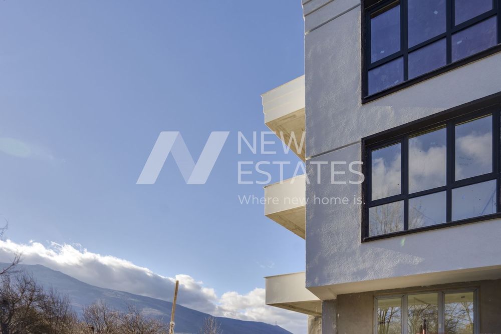 Продава се Тристаен апартамент в София, Кръстова вада - 101 кв.м за 1412 €/кв.м - Снимка #2