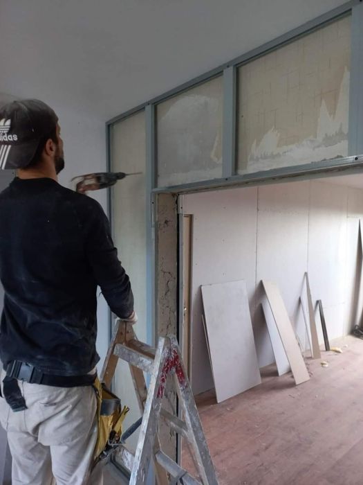 Извършвам ремонтно строителни дейности и хамаски услуги