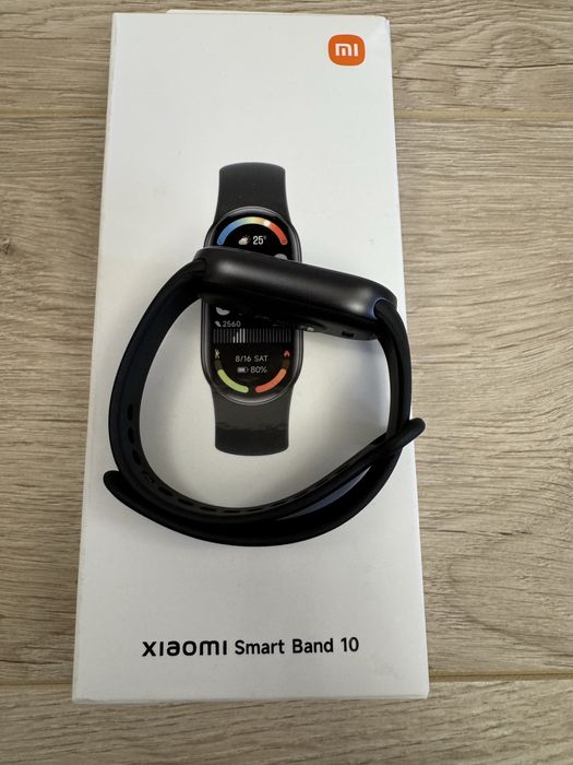 Нова с гаранция Гривна Xiaomi Smart Band 10, черен цвят