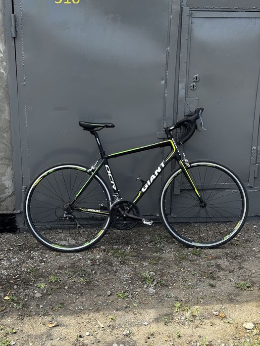 Шоссейник giant ocr2800