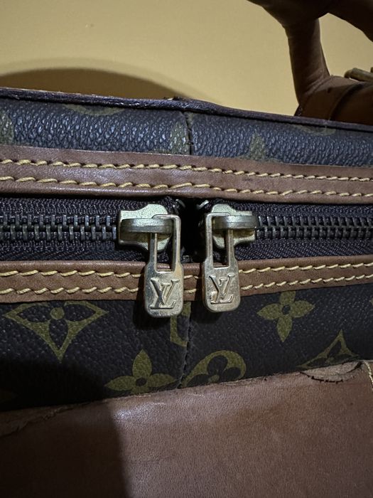 Пътна чанта на Louis Vuitton напълно оригинална