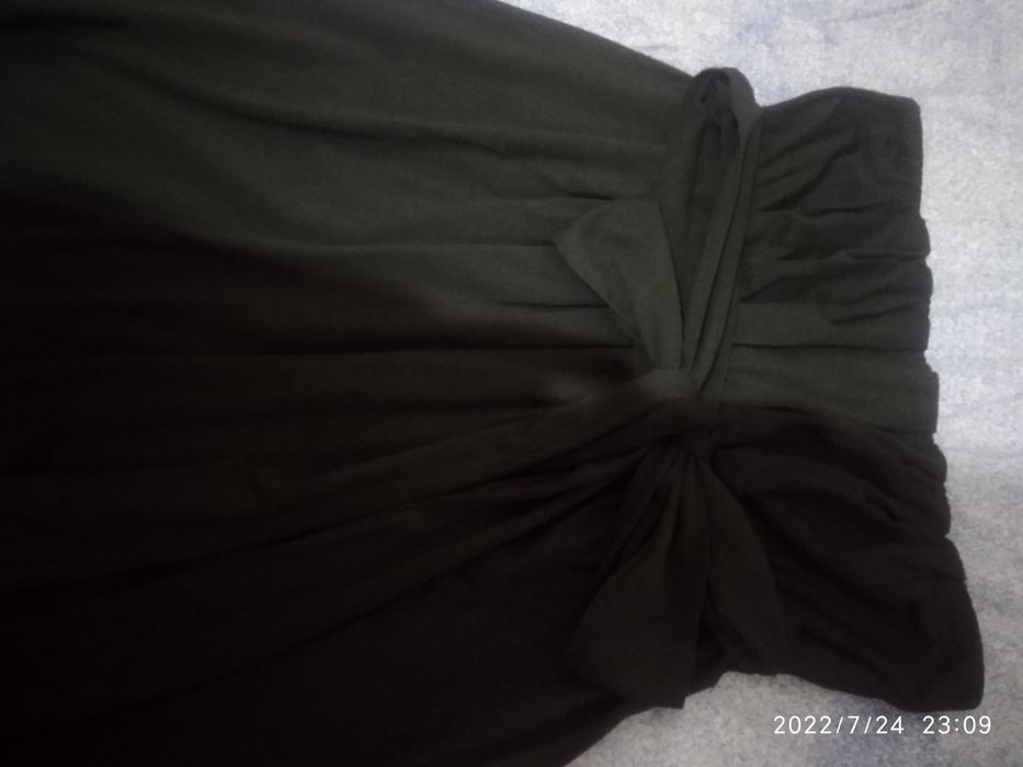 Красивое чёрное платье