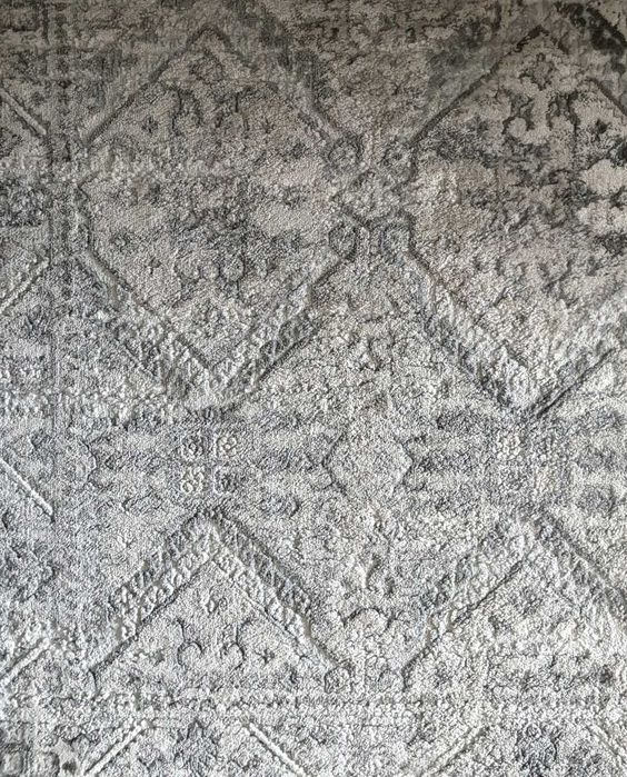 Светъл килим 150/100