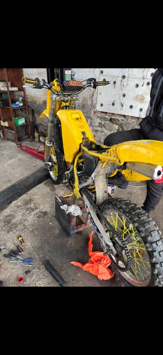 Suzuki rm125 2t
