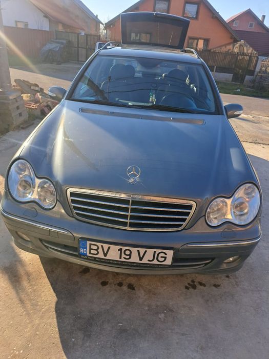 Mercedes C-Class 220