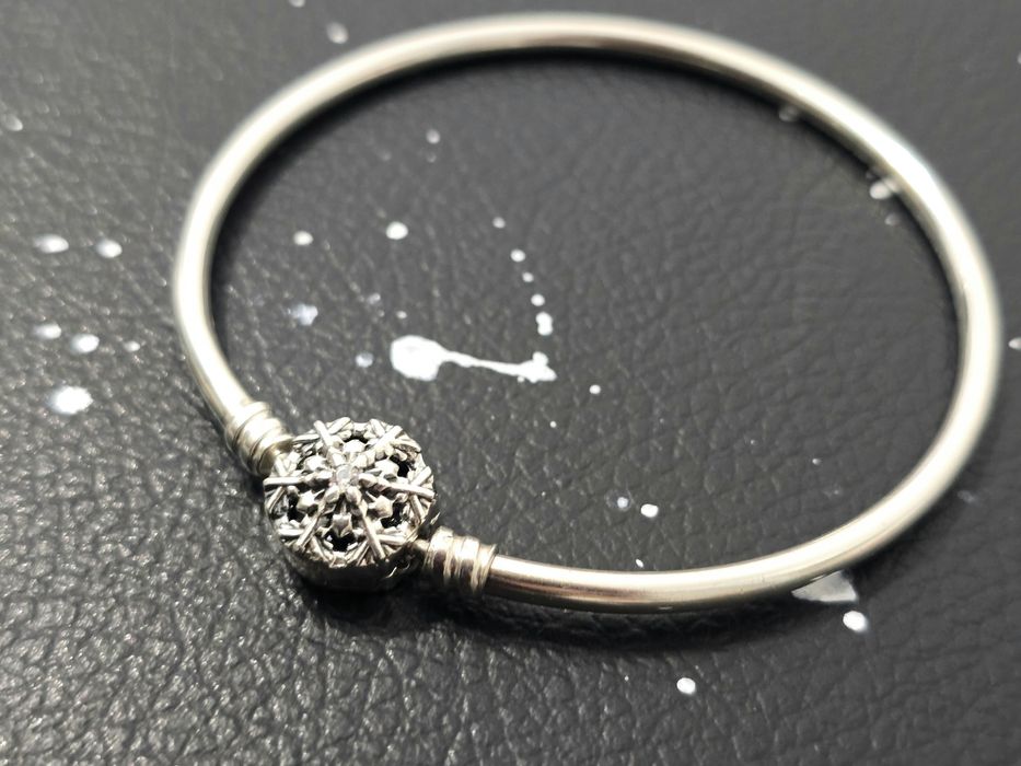 Bratara Pandora cu inchizatoare fulg de nea - Cadoul perfect