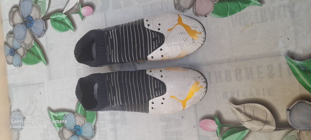 Продаются футбольные бутсы адидас и пума в хорошем состоянии