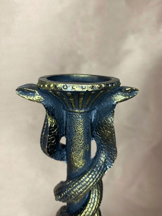 Подсвечник. Высота 26см.