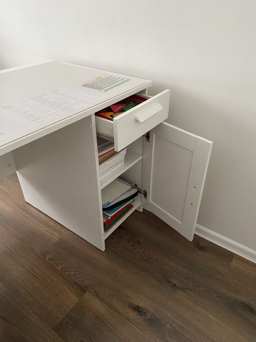 Продаю компьютерный стол IKEA