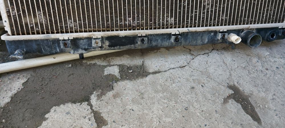 Основной радиатор Митсубиси