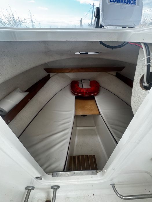 Quicksilver 530 pilothouse